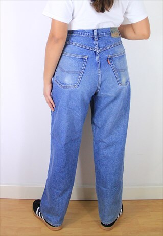 VINTAGE HIGH WAISTED JEANS MID BLUE WASH 90S STYLE