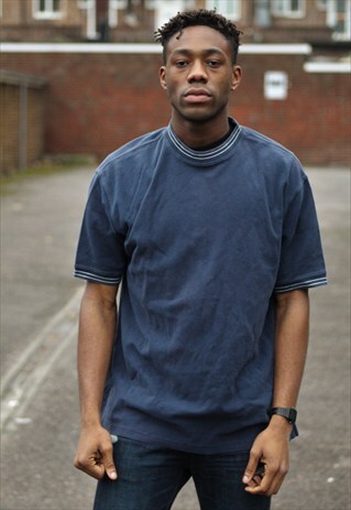VINTAGE // 90'S // HIGH NECKED TOP