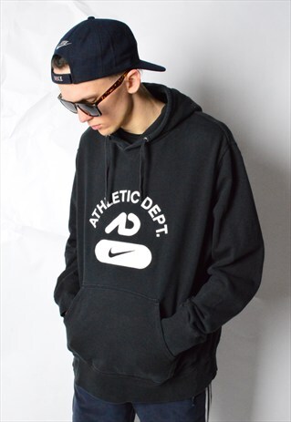 BLACK NIKE HOODIE