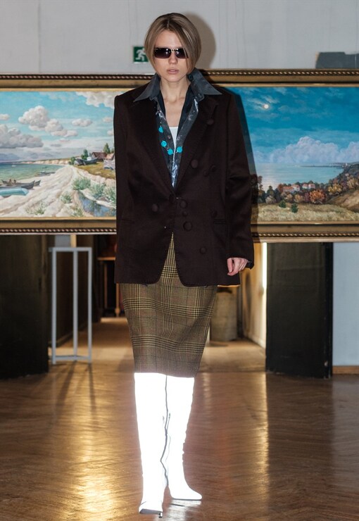 garment image