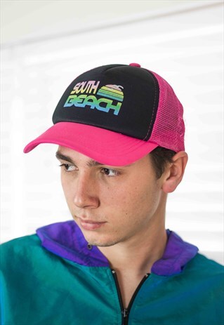 VINTAGE SOUTH BEACH TRUCKER HAT LOGO 90S X 1.7