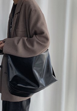 Men's soft leather crossbody bag