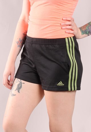 VINTAGE ADIDAS SHORTS