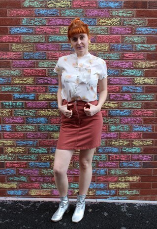 VINTAGE OXBLOOD RED HIGH WAISTED DENIM MINI SKIRT