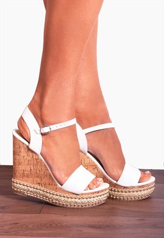 WHITE CORK WEDGED PLATFORMS WEDGES STRAPPY SANDALS SHOES