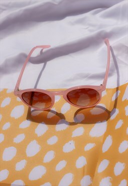 Gloss Pink Fine Classic Round Keyhole Sunglasses