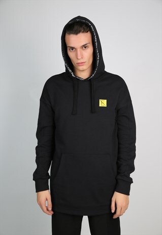 WITHOUT E BLACK LONGSLEEVE HOODIE