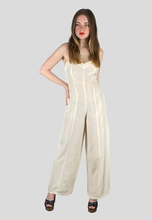 garment image