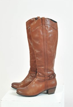 Vintage 00s real leather boots in brown