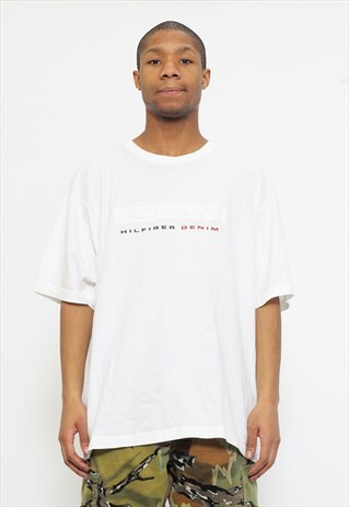 VINTAGE TOMMY HILFIGER DENIM T SHIRT
