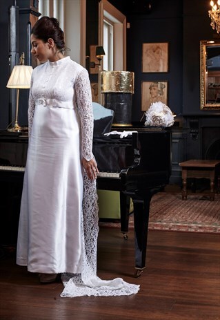 'JACKIE O-MG' - 60S WEDDING DRESS
