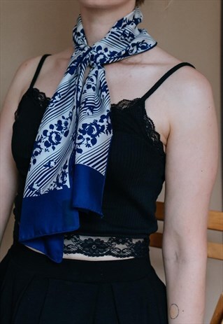 VINTAGE 80S BLUE PRINT SCARF