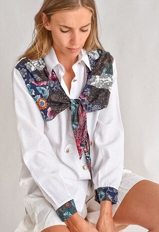 VINTAGE 70S WESTERN BOHO BLOUSE WITH NECK DETAIL