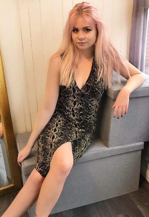 garment image