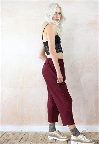 MAROON TEXTURED CROP TROUSERS