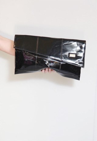 VINTAGE 1980'S OVERSIZED BLACK PATENT CLUTCH BAG