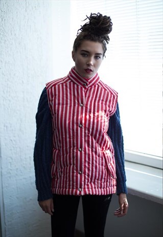 VINTAGE 80'S RED/WHITE STRIPED PUFFER GILET