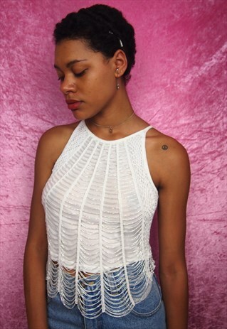 WHITE EMBROIDERY CROP TOP
