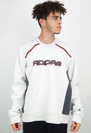 VINTAGE 90'S ADIDAS SWEATSHIRT