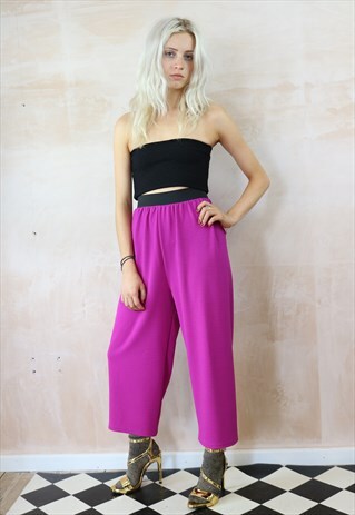 CROPPED TROUSERS IN PINK TEXTURED FABRIC