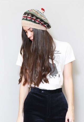 VINTAGE 1970S SOFT NORDIC POM POM WOOL BERET