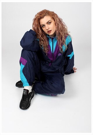 VINTAGE NIKE TRACK SUIT ASM2211