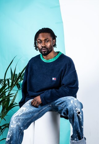 VINTAGE TOMMY HILFIGER FLEECE IN NAVY BLUE
