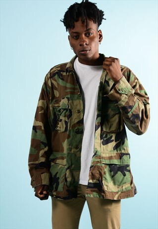 VINTAGE CAMO MILITARY JACKET