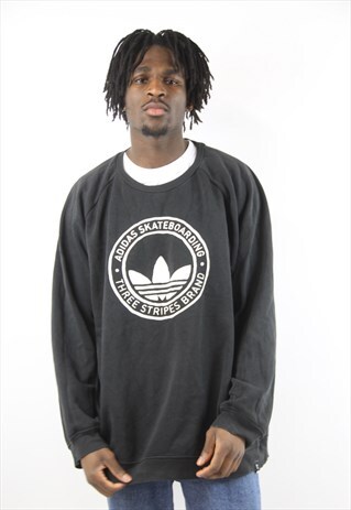 VINTAGE ADIDAS BLACK SKATEBOARDING SWEATSHIRT