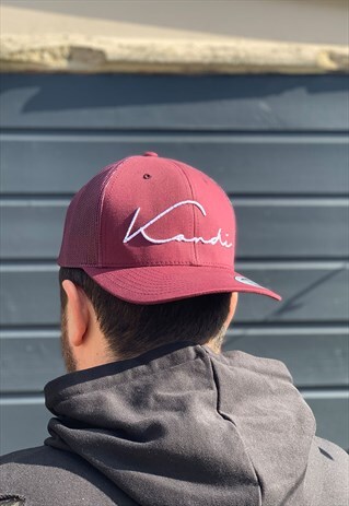 SIGNATURE TRUCKER - MAROON