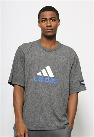 VINTAGE ADIDAS T-SHIRT