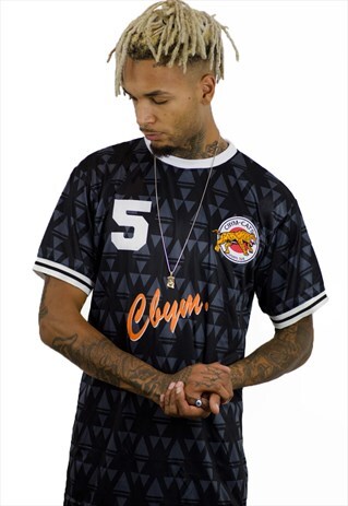 RETRO/ 90'S SPORTS CLUB VINTAGE INSPIRED FOOTBALL T-SHIRT