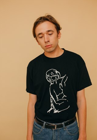 BLACK NUDES SKETCH TEE