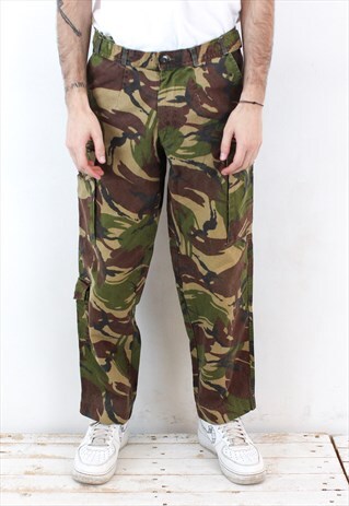 Vintage Germany Army Men Adjustable W28 - W32 L30 Pants Camo