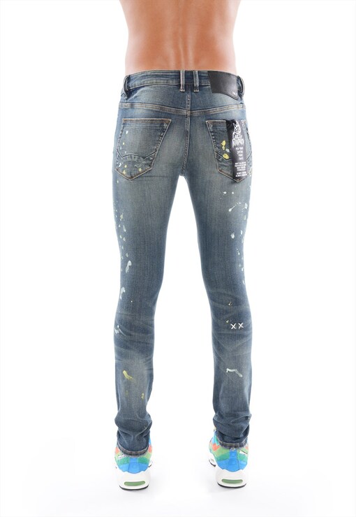 garment image