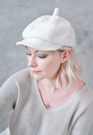 VINTAGE FELT CAP HAT WHITE