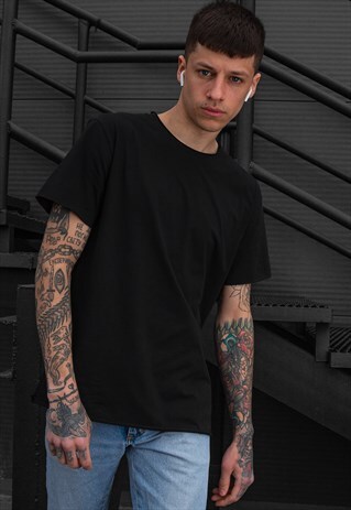 T-SHIRT BLACK