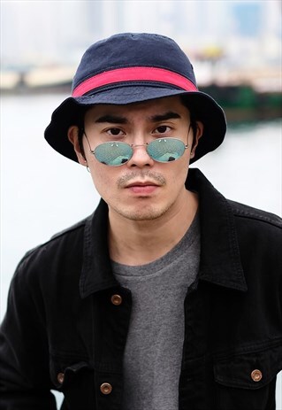 BLUE OVAL SUNGLASSES