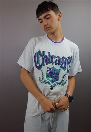 GREY SOUVENIR SPELL OUT CHICAGO TOURIST T-SHIRT