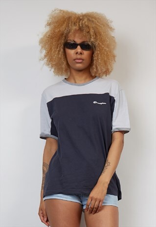 VINTAGE 90'S CHAMPION NAVY/WHITE T-SHIRT