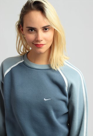 VINTAGE NIKE SWEATSHIRT