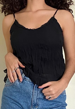 CUTE VINTAGE 90S TOP WITH TULLE TRIM