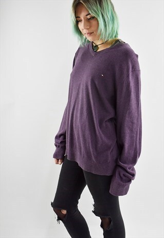 VINTAGE TOMMY HILFIGER SLOUCHY BOYFRIEND V NECK SWEATER