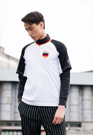 VINTAGE DEUTSCHLAND FOOTBALL SHIRT T-SHIRT