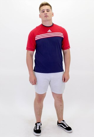 VINTAGE ADIDAS T-SHIRT