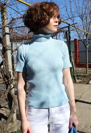SMOOTH LIGHT CIAN TURTLENECK TOP