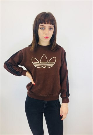 ADIDAS EMBROIDERED TREFOIL SWEATSHIRT