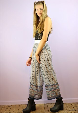 STRIPED FLOWER CHIFFON CROP PANTS