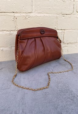 80s Chocolate Brown Leather Shell Shaped Bag