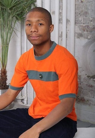 VINTAGE NIKE LOGO T-SHIRT ORANGE